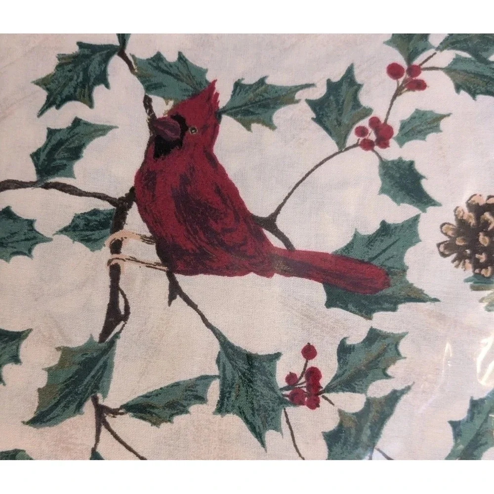 NOS Tablecloth Christmas 90s Cardinals Oval Audubon Cotton 60x84 Fabric Festive